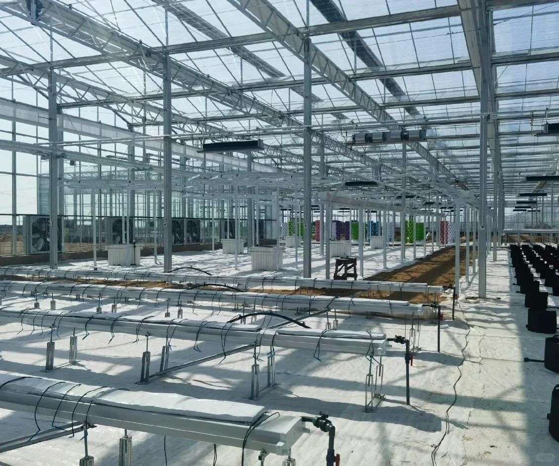 galvanized steel frame under assembly on site