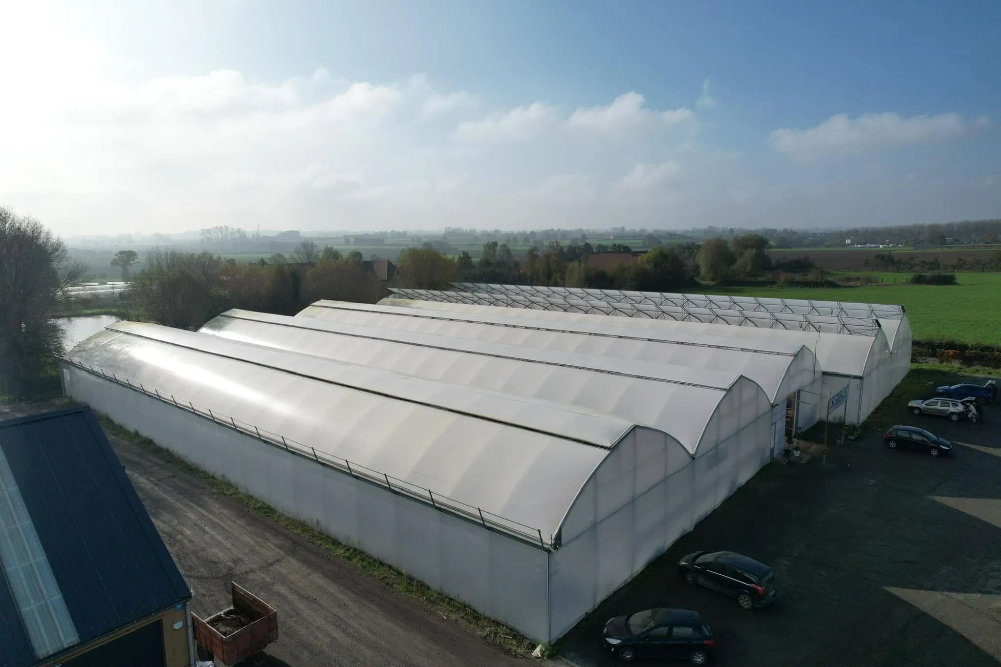 Low Cost Arch Type Film Greenhouse for Commercial Vertical Farming